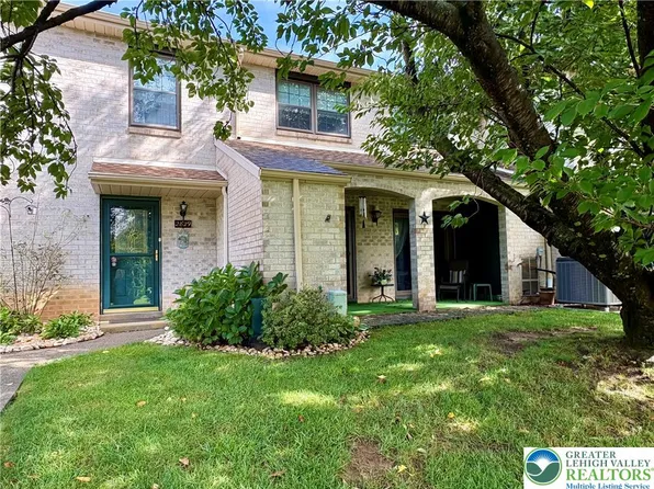 2829 Whitemarsh Pl, Macungie, PA 18062