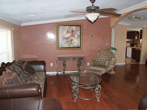 3rd image of 8 Pueblo Ln