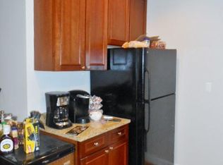 3926 N Pine Grove Ave APT 1, Chicago, IL 60613