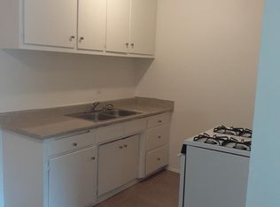 950 S Gilbuck Dr APT B, Anaheim, CA 92802