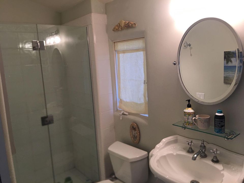 2nd image of 4055 Sunridge Rd