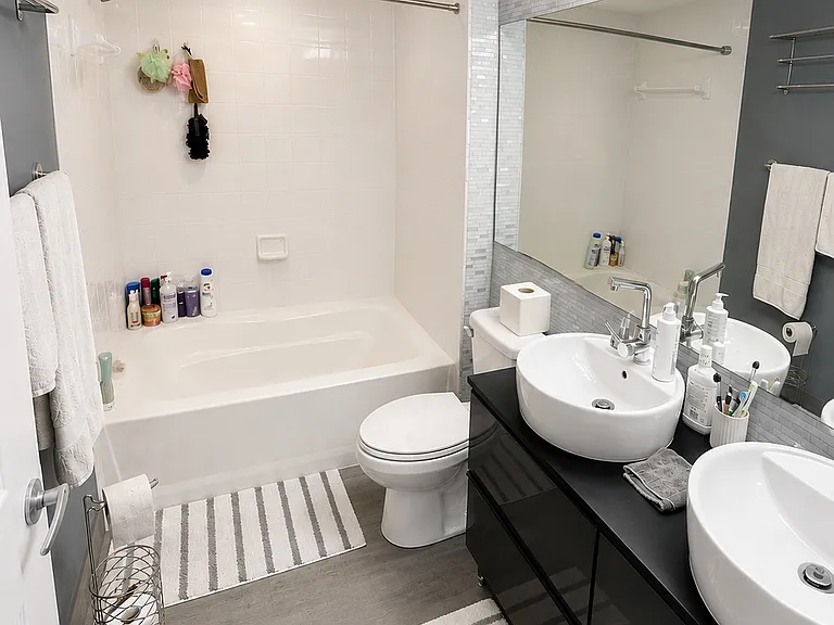1155 Brickell Bay Dr #2504 — Photo 9