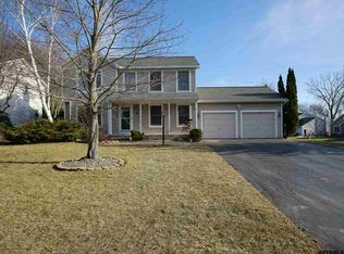 15 Googas Rd, Slingerlands, NY 12159