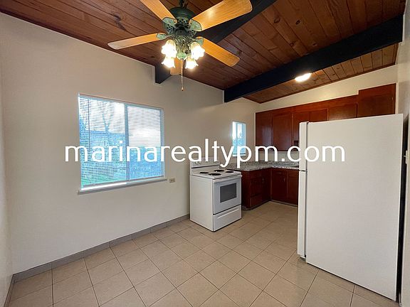 3rd image of 131 Hilborn St #0