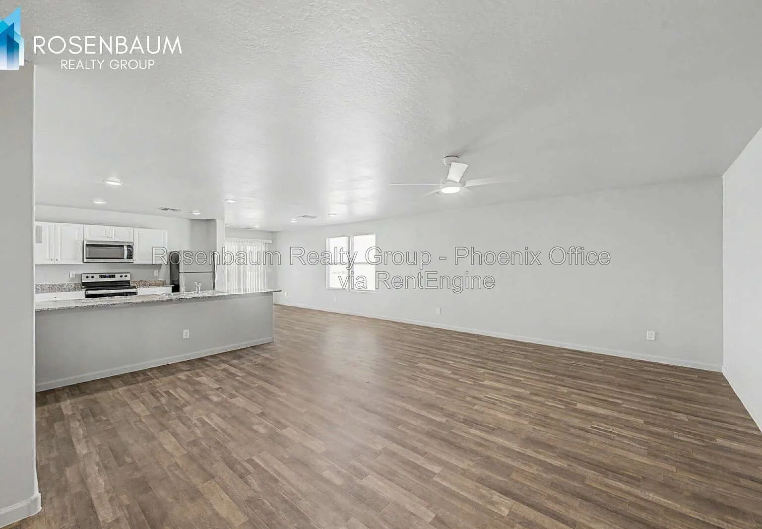 3 bed, 2.0 bath, 1619 sqft, $1,545 — Photo 3