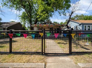 2332 E Houston St, San Antonio, TX 78202