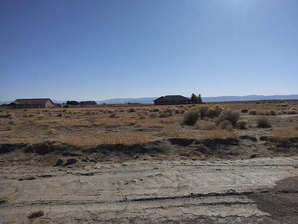 1st image of W Avenue A10