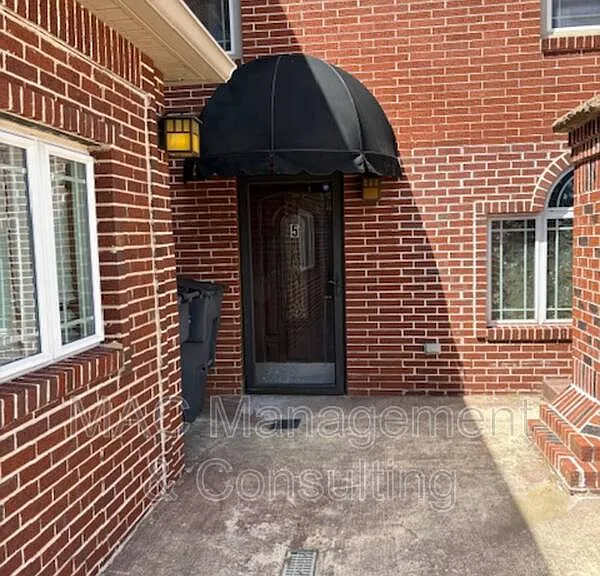 335 N Peachtree Ave #5 — Photo 12