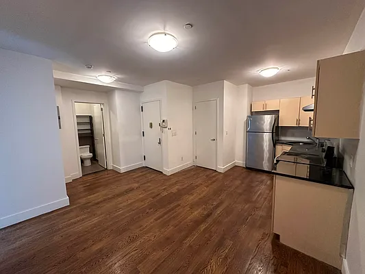 Rented by Yup Realty LLC | media 2