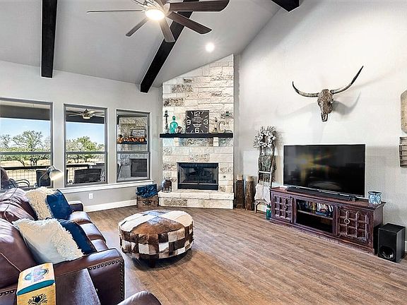 4th image of 836 S Thriving Oak Dr