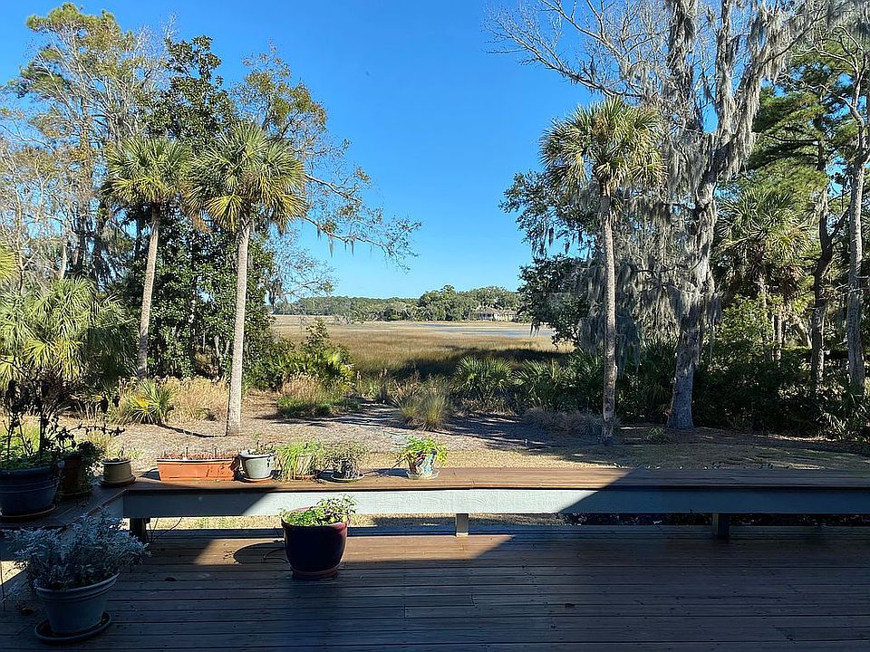 2nd image of 2 Moss Creek Ct