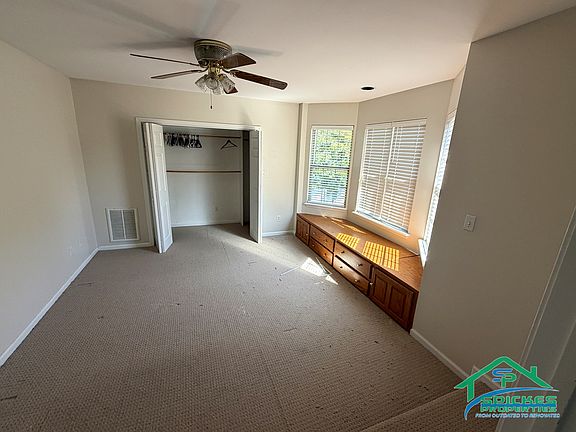 4th image of 1215 Lyledale