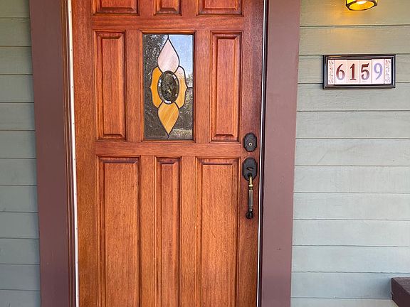 2nd image of 6159 Burwood Ave