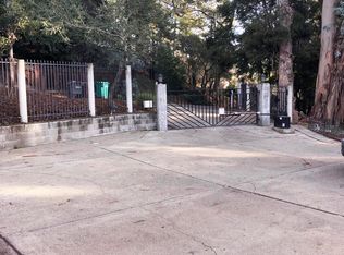 8971 Ridgemoor Rd, Oakland, CA 94605