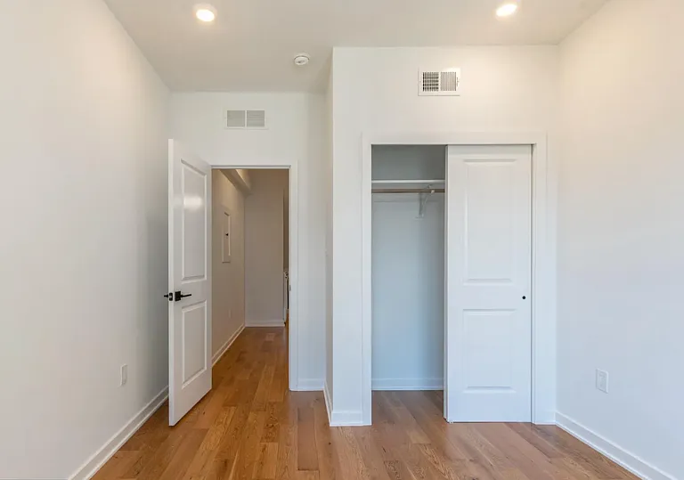 1123 S 20th St #2 — Photo 7