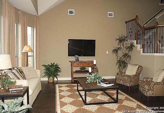 5th image of 1024 Kenna Place