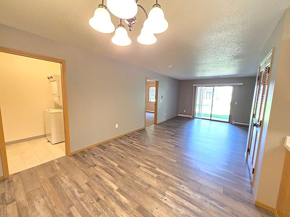 3rd image of 4821 E 41st St APT 107