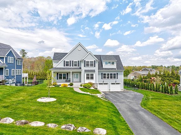 3rd image of 51 Tamarack Rd