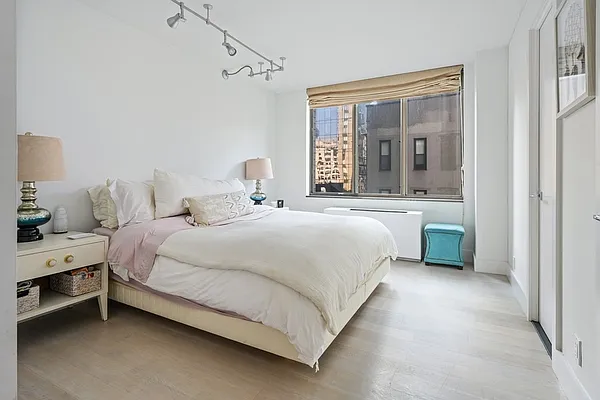 Rented by Compass | media 14