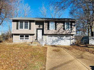 319 Stillbrook Estates Dr, Fenton, MO 63026