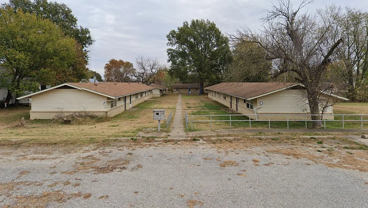 1 bed, $599 — Photo 1
