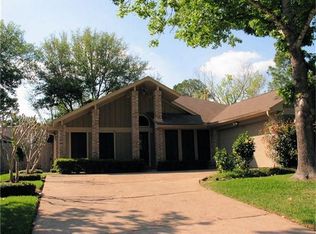 8603 Greenleaf Lake Dr, Houston, TX 77095