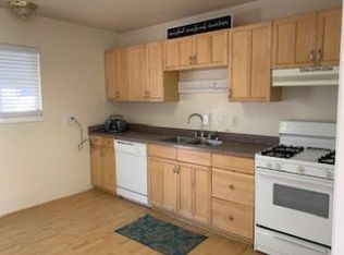 417 Park Dr APT B, Pueblo, CO 81005