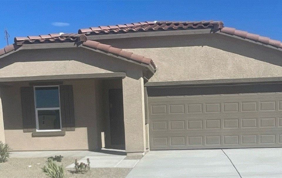 1st image of 2422 Tapatio Drive