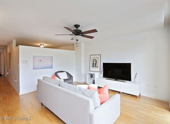 3rd image of 1740 Oak Ave #102