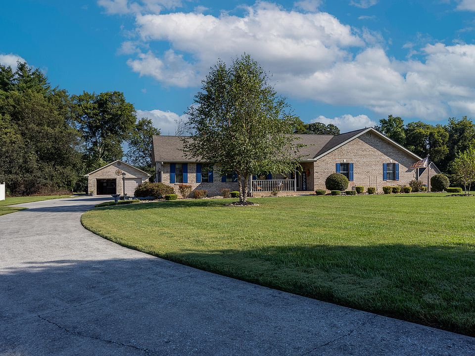 1st image of 106 Legacy Dr