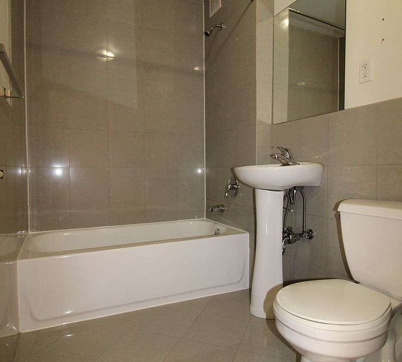 2nd image of 1765 Townsend Ave APT 10A