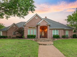 2304 Danbury Dr, Colleyville, TX 76034