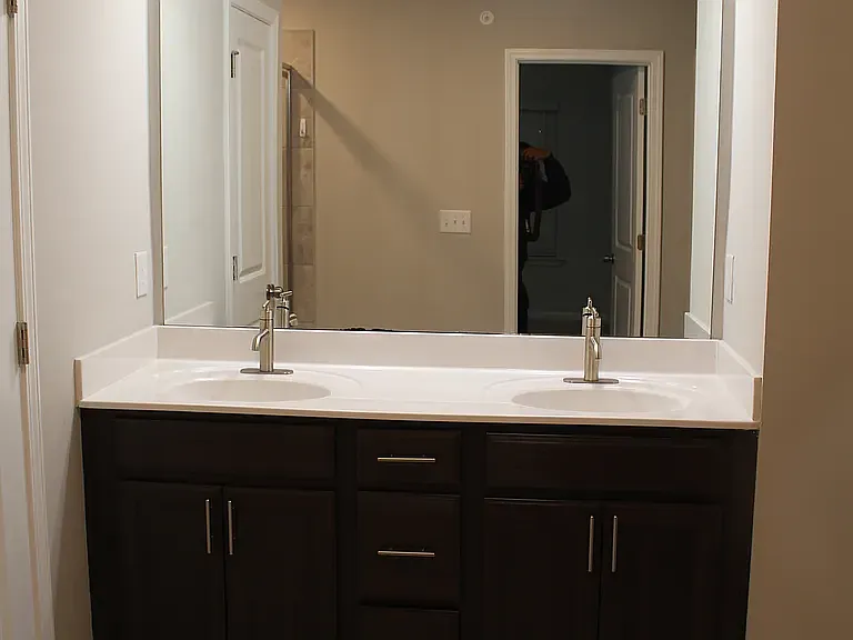 1368 Endicott Ct — Photo 31