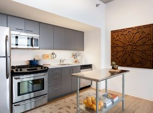 1611 W Division, Chicago, IL 60622