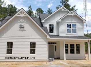 726 Fairway Dr, Southern Pines, NC 28387