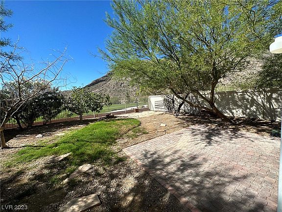 2nd image of 10749 Chickasaw Bend Ct