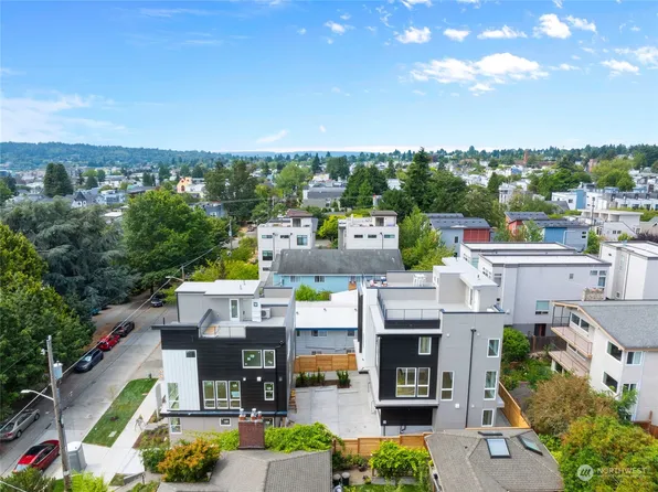 1526 A NW 62nd Street, Seattle, WA 98107