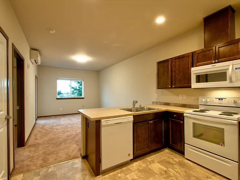 The Downtown 48 Apartments — Photo 5