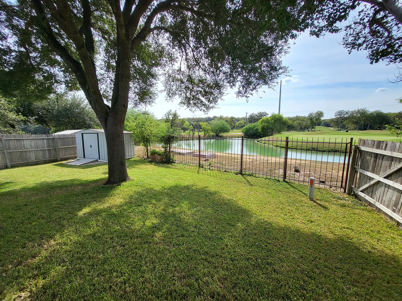 3 bed, 1668 sqft, $2,050 — Photo 1