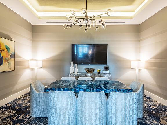 Private Dining/Meeting Room