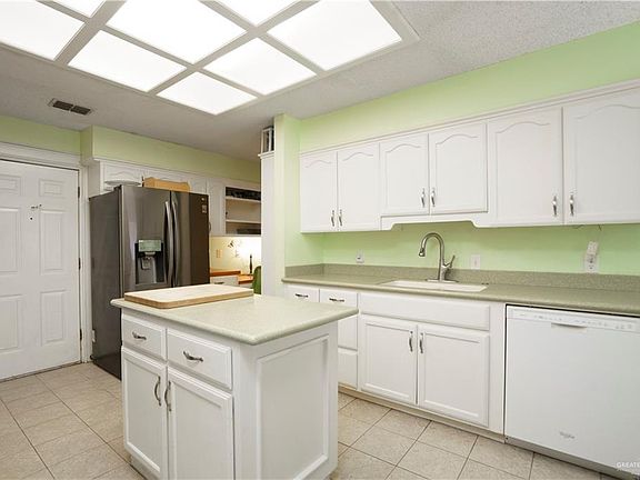 5th image of 1505 Falcon Ave