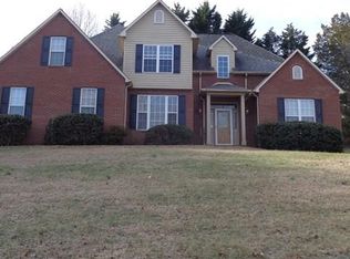103 Mimosa Hills Dr, Morganton, NC 28655