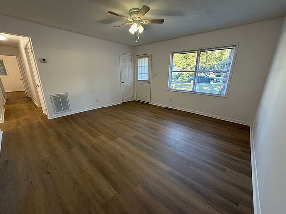 5th image of 196 Merlin Dr