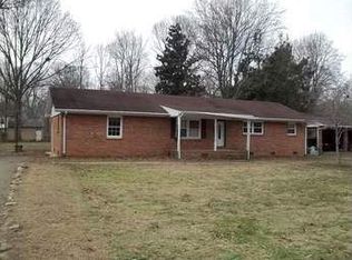 580 Cedar Ln, Reidsville, NC 27320