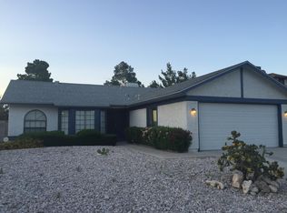 7912 Redbutte Ave, Las Vegas, NV 89145