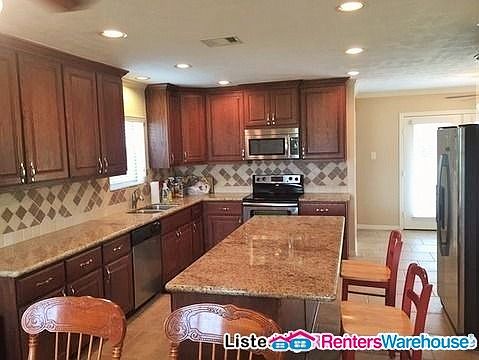 5th image of 17719 W Cypress Hill Cir