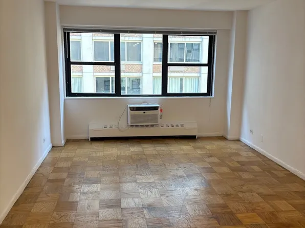330 E. 46th Street image 1 of 11