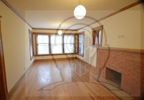 6 bed, 5.0 bath, $5,100 — Photo 2
