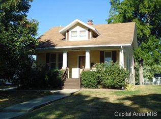 672 S West St, Jacksonville, IL 62650