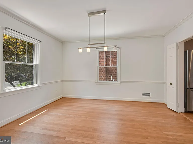 4505 Alton Pl NW — Photo 6